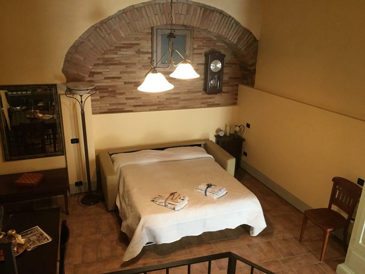 Loft De' Riccardi Apartment คิอานนี ภายนอก รูปภาพ